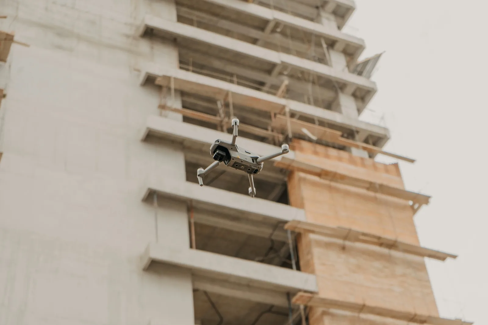 drone monitoring construction of a large building